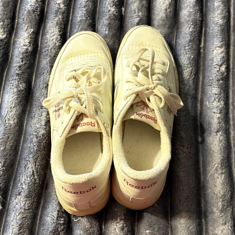 Reebok Cream Athletic Shoes